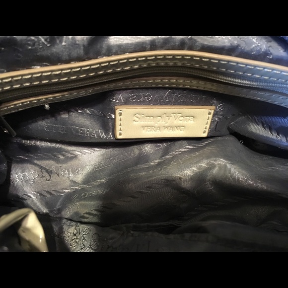 NWOT Vera Wang Bag - Picture 7 of 7